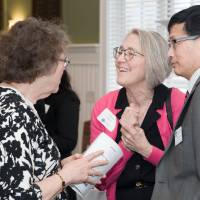 winner talks with friend